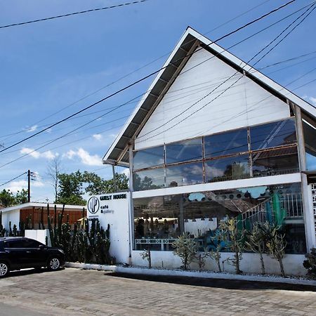 Cactus Guest House Borobudur Magelang Extérieur photo